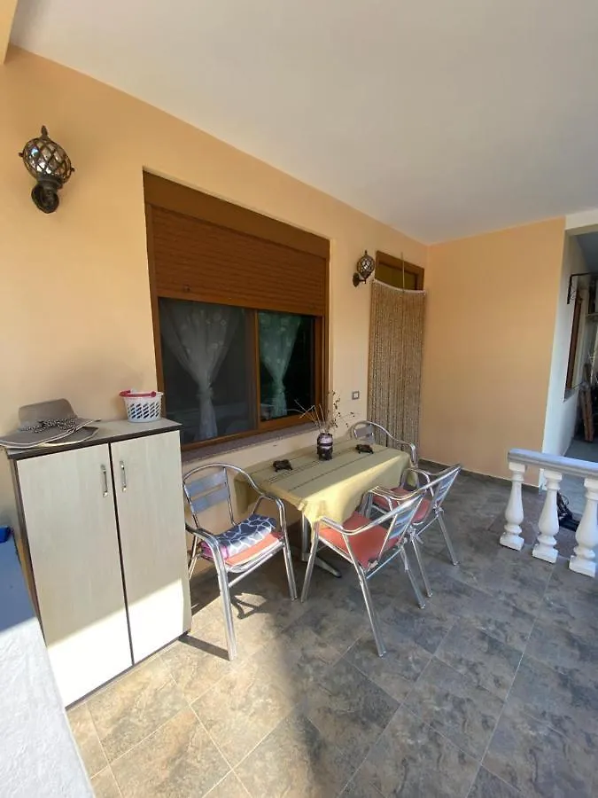 Apartamento Eagles Nest 7 Velipojë